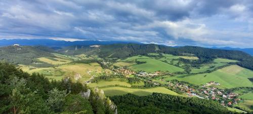 Sviňanské hody.  3